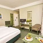 호텔 Seehotel 4*