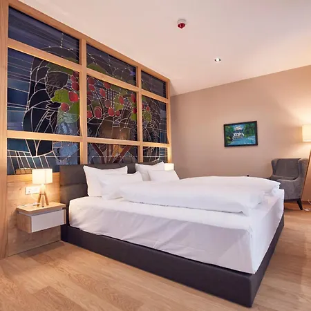 Seehotel 4*
