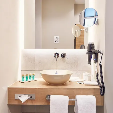 Отель Seehotel