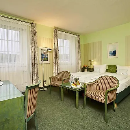 Seehotel 4* Мария-Лах